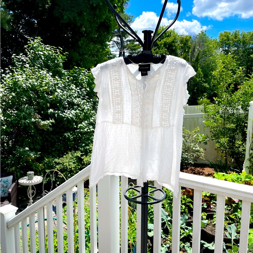 Liv Los Angeles lace Top - Picture 2 of 7